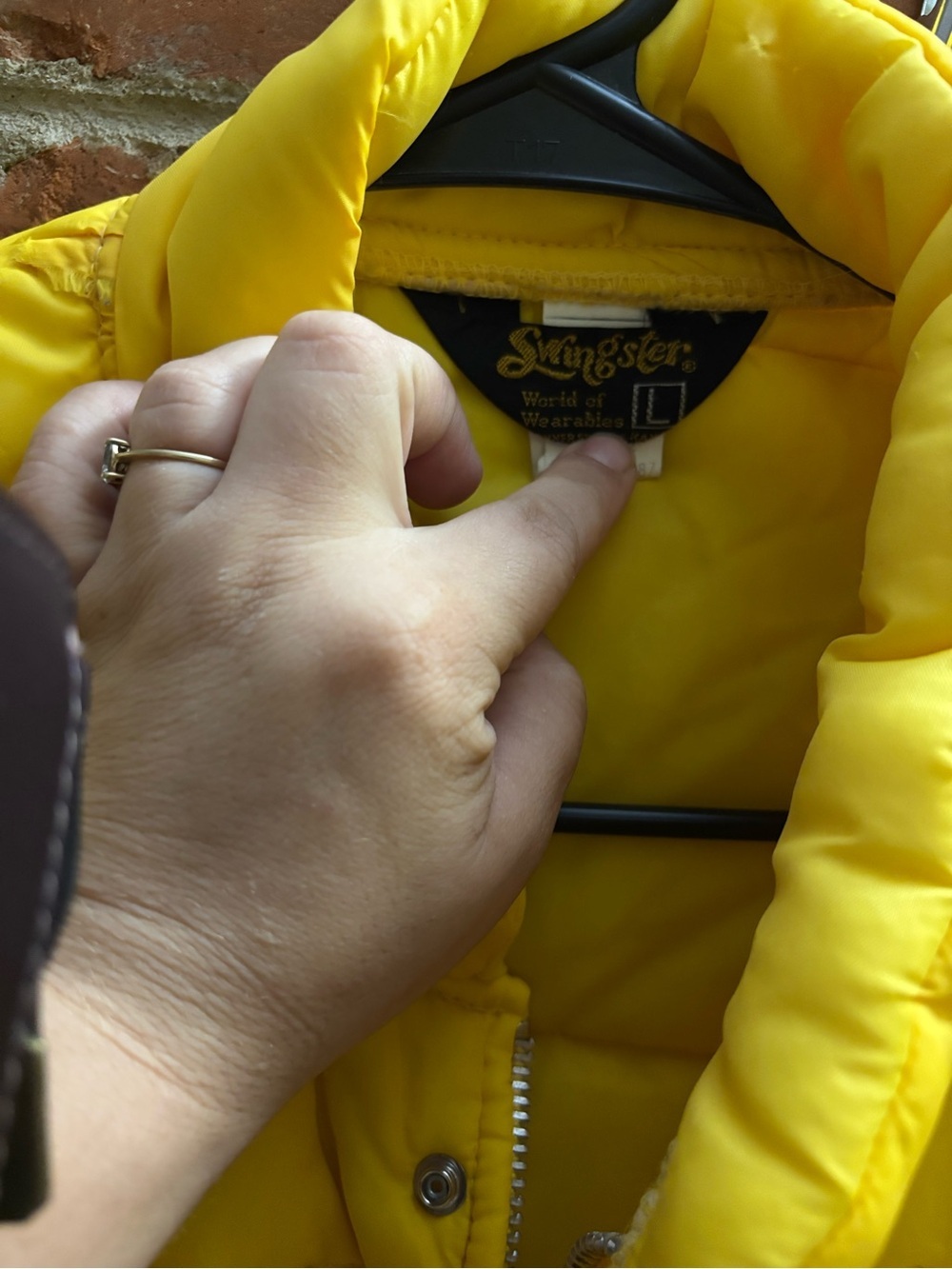 Vintage 80s Swingster Blank yellow Nylon Puffer Coat Jacket Large USA *FLAW - Picture 4 of 9